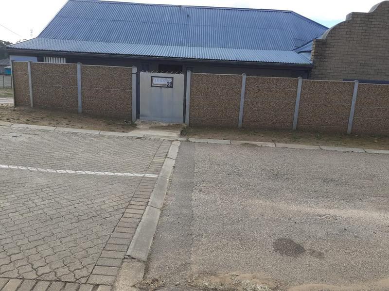 2 Bedroom Property for Sale in Albertinia Western Cape